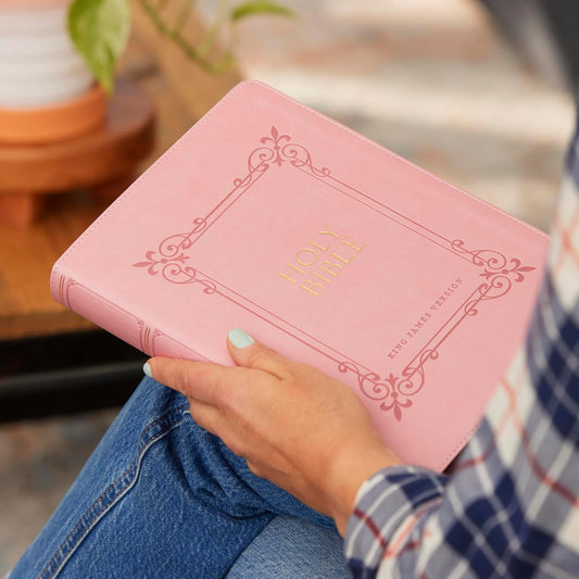 KJV Holy Bible: Large Print with 53,000 Center-Column Cross References, Pink Leathersoft, Red Letter, Comfort Print: King James Version